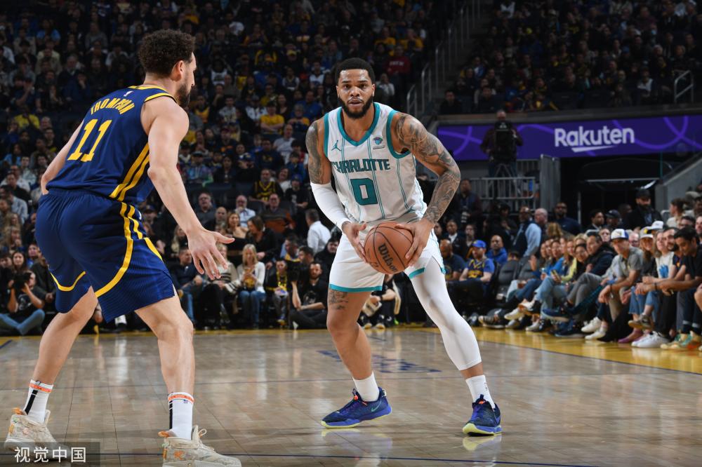 的赛场上 的赛场上