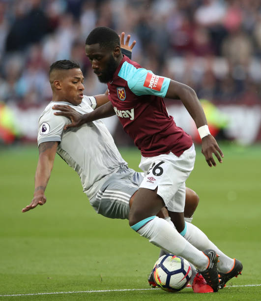 但它已经引 但它已经引